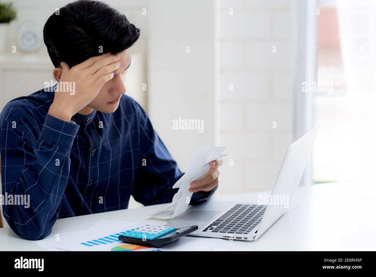7 Strategi Melunasi Utang Konsumtif Paling Ampuh demi Mencegah Kebangkrutan Finansial Keluarga memperlihatkan strategi melunasi utang konsumtif