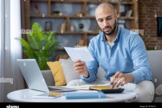 7 Strategi Melunasi Utang Paling Ampuh demi Menangkal Bahaya Jeratan Finansial Mencekik memperlihatkan strategi melunasi utang