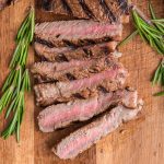 7 Teknik Marinasi Daging Terbaik demi Mencegah Kesalahan Fatal Masakan Alot dan Hambar memperlihatkan teknik marinasi daging