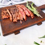 7 Teknik Marinasi Daging Terbaik demi Menghasilkan Tekstur Lembut Sempurna dan Mencegah Bahaya Karsinogenik memperlihatkan teknik marinasi daging