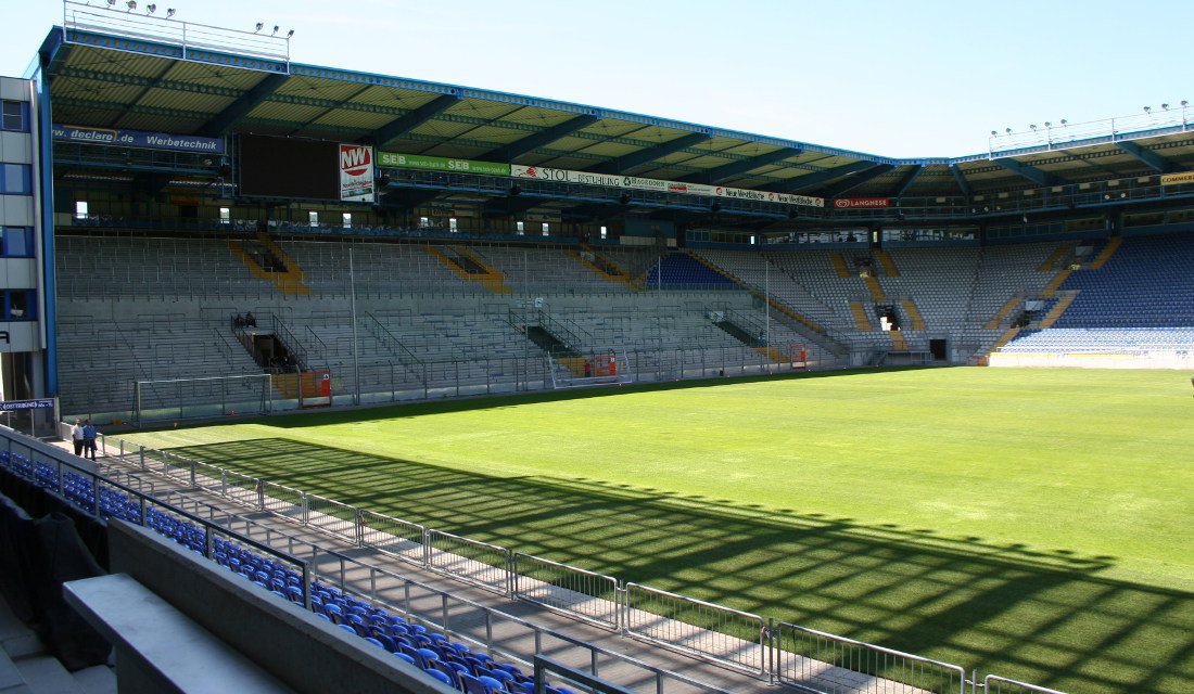 Arminia Bielefeld Mengguncang Jagat Sepak Bola dengan 5 Fakta Kunci Perjuangan Dramatis mengulas arminia bielefeld