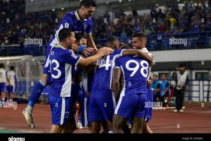 Anjloknya Posisi Klasemen Persib Usai Takluk Dramatis dan 5 Fakta Kunci Persaingan Super League mengulas klasemen persib