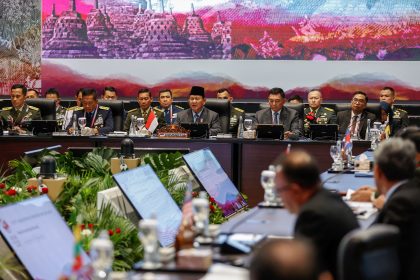 5 Fakta Kunci Kementerian Sosial Republik Indonesia Memperbaiki Distribusi Bansos demi Menumpas Ketidakadilan mengulas kementerian sosial republik indonesia