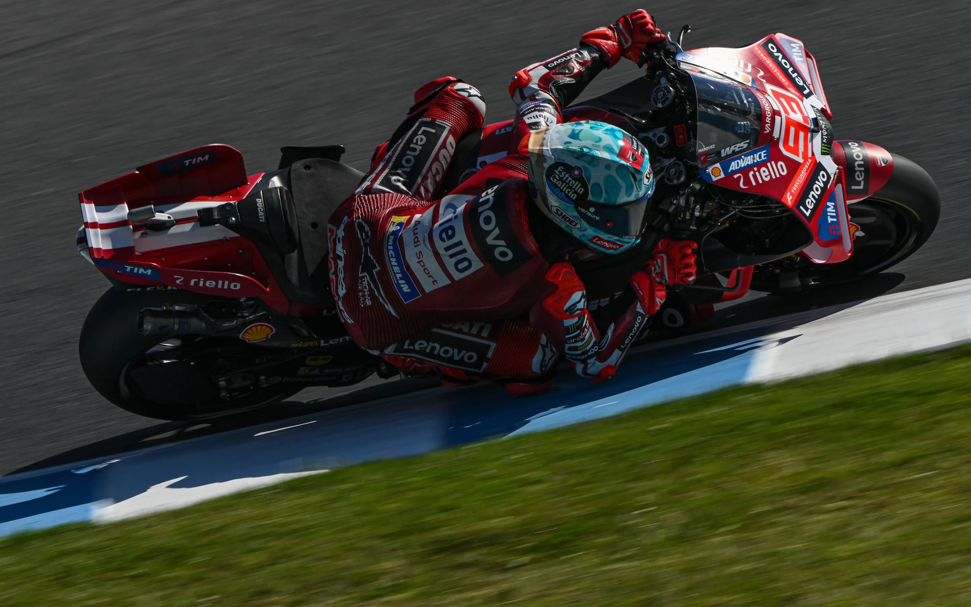 Simak Jadwal MotoGP Hari Ini dan 5 Fakta Kunci Pertarungan Menegangkan di Phillip Island mengulas jadwal motogp hari ini
