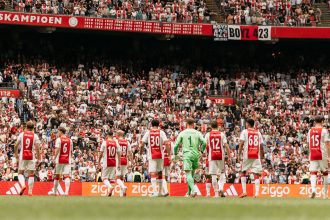 5 Fakta Kunci Kebangkitan Spektakuler AFC Ajax yang Menggemparkan Pentas Eredivisie mengulas afc ajax
