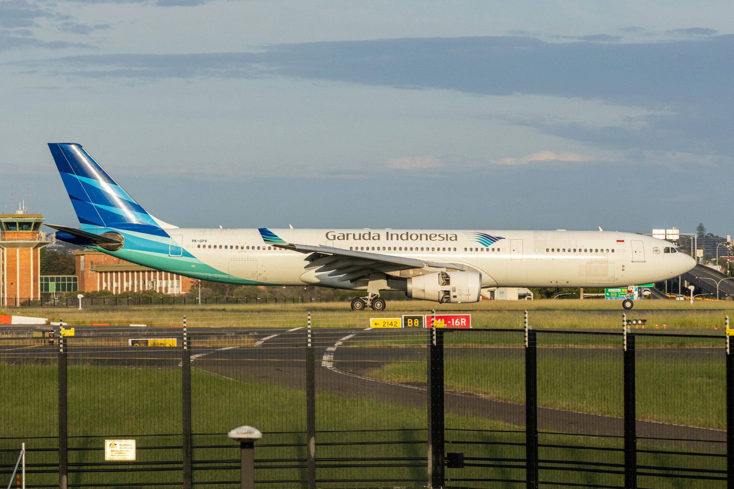 Kiprah Garuda Indonesia Menatap Musim Liburan Lewat 4 Fakta Kunci Finansial Paling Krusial mengulas garuda indonesia