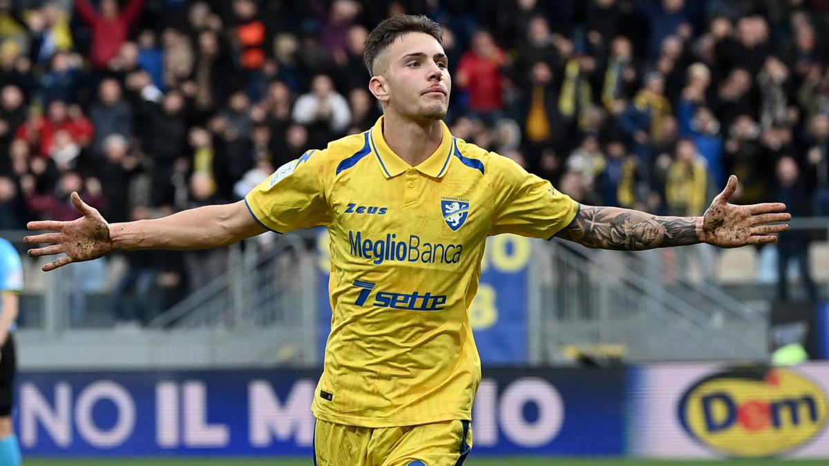 Ledakan Antonio Raimondo Cetak 7 Gol Dahsyat Guncang Panggung Serie A Italia mengulas antonio raimondo