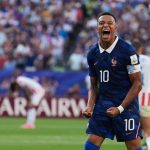 Gol Penalti Mariano Peralta Bawa Persib Unggul Lewat 3 Sorotan Nyata yang Menggetarkan Stadion mengulas mariano peralta