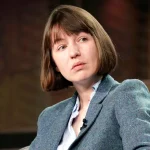 5 Fakta Kunci Sally Rooney Tarik Peredaran Bukunya di Inggris Demi Membela Palestina mengulas sally rooney