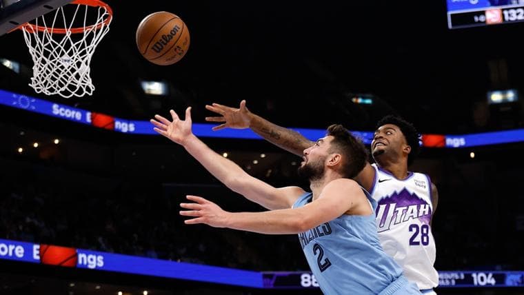Sorotan Nyata 3 Laga Menggemparkan Ty Jerome yang Mengguncang Panggung NBA mengulas ty jerome