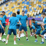 5 Fakta Kunci Transformasi Pemain Sepak Bola Indonesia Menembus Panggung Dunia mengulas pemain sepak bola indonesia