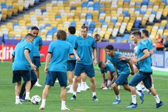 5 Fakta Kunci Transformasi Pemain Sepak Bola Indonesia Menembus Panggung Dunia mengulas pemain sepak bola indonesia