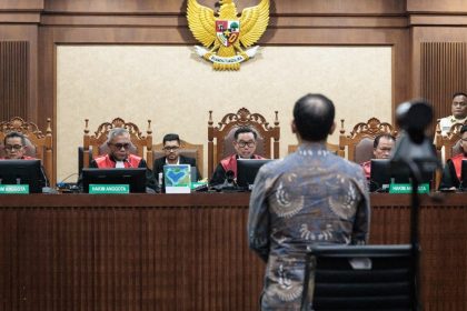 Vonis 5 Tahun Wali Kota Madiun Maidi Mengguncang Publik Lewat Fakta Kunci Kasus CSR mengulas wali kota madiun maidi
