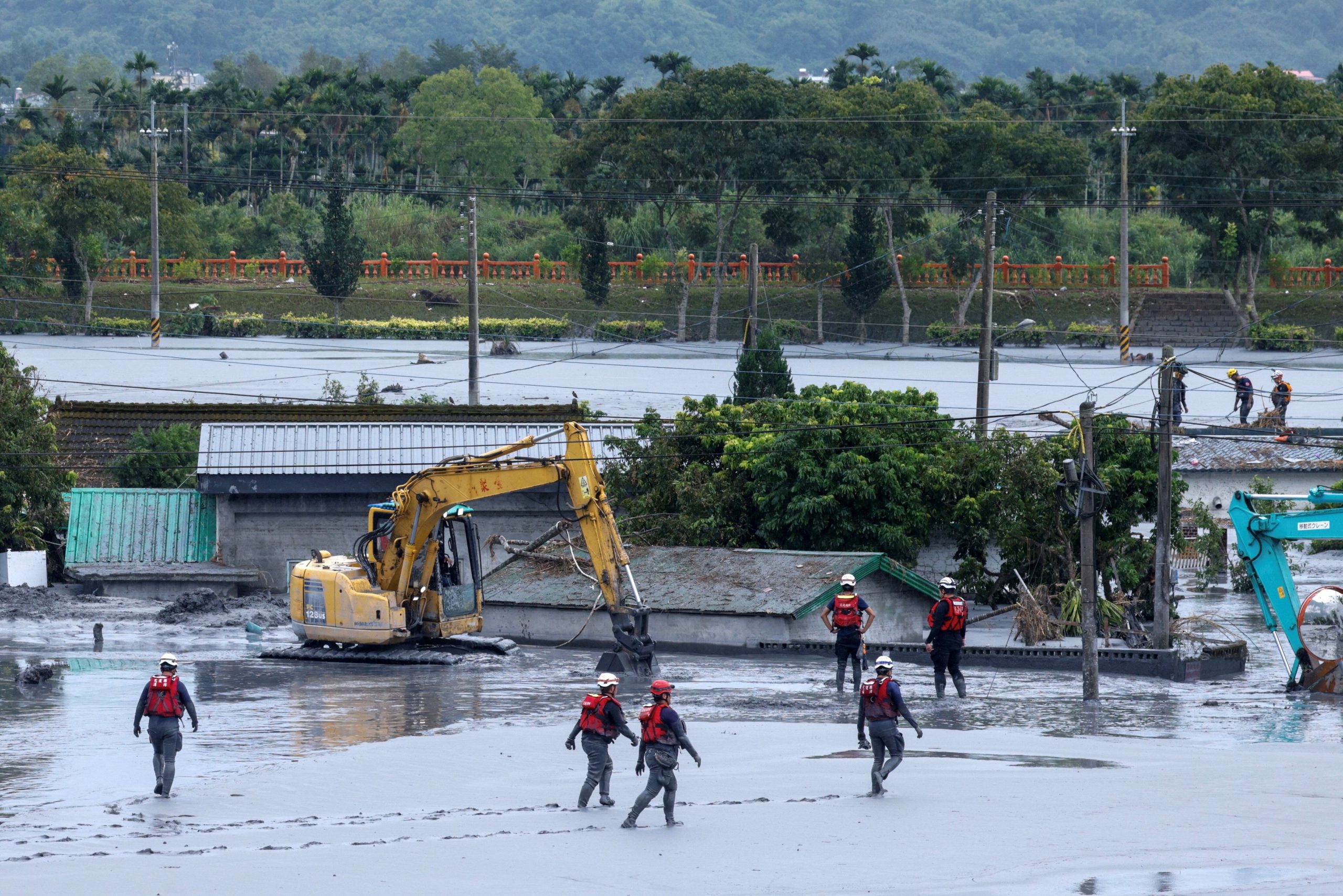 Sorotan analisis fakta seputar topan champi taiwan
